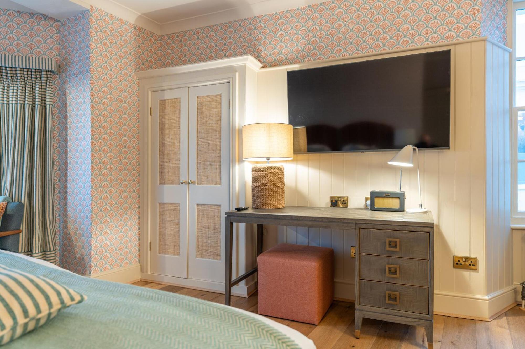 The Royal Albion Hotel Бродстеърс Екстериор снимка