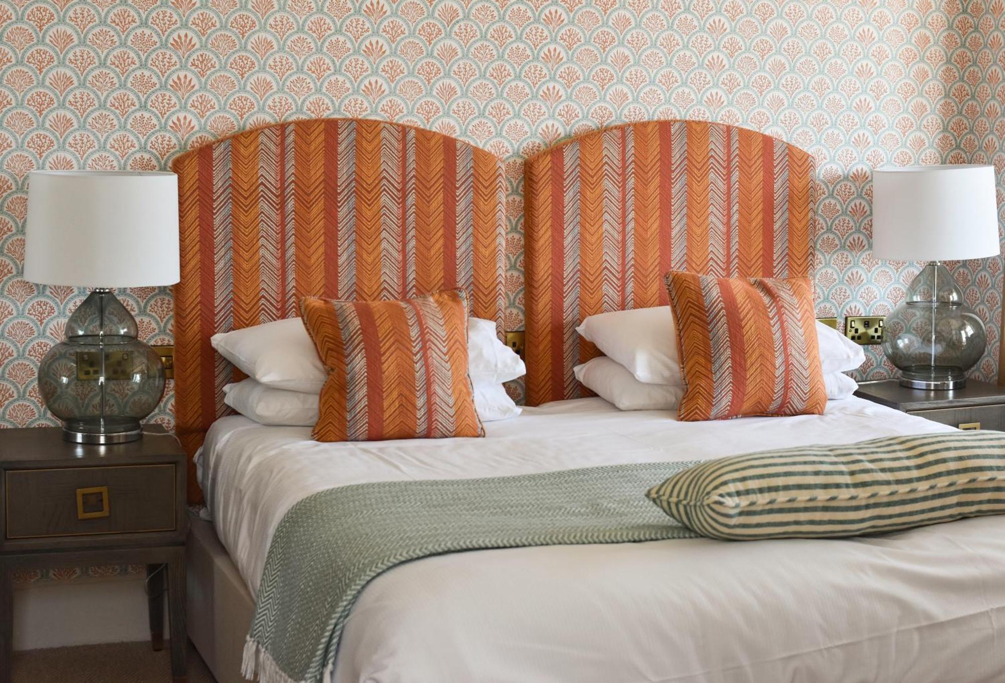 The Royal Albion Hotel Бродстеърс Екстериор снимка