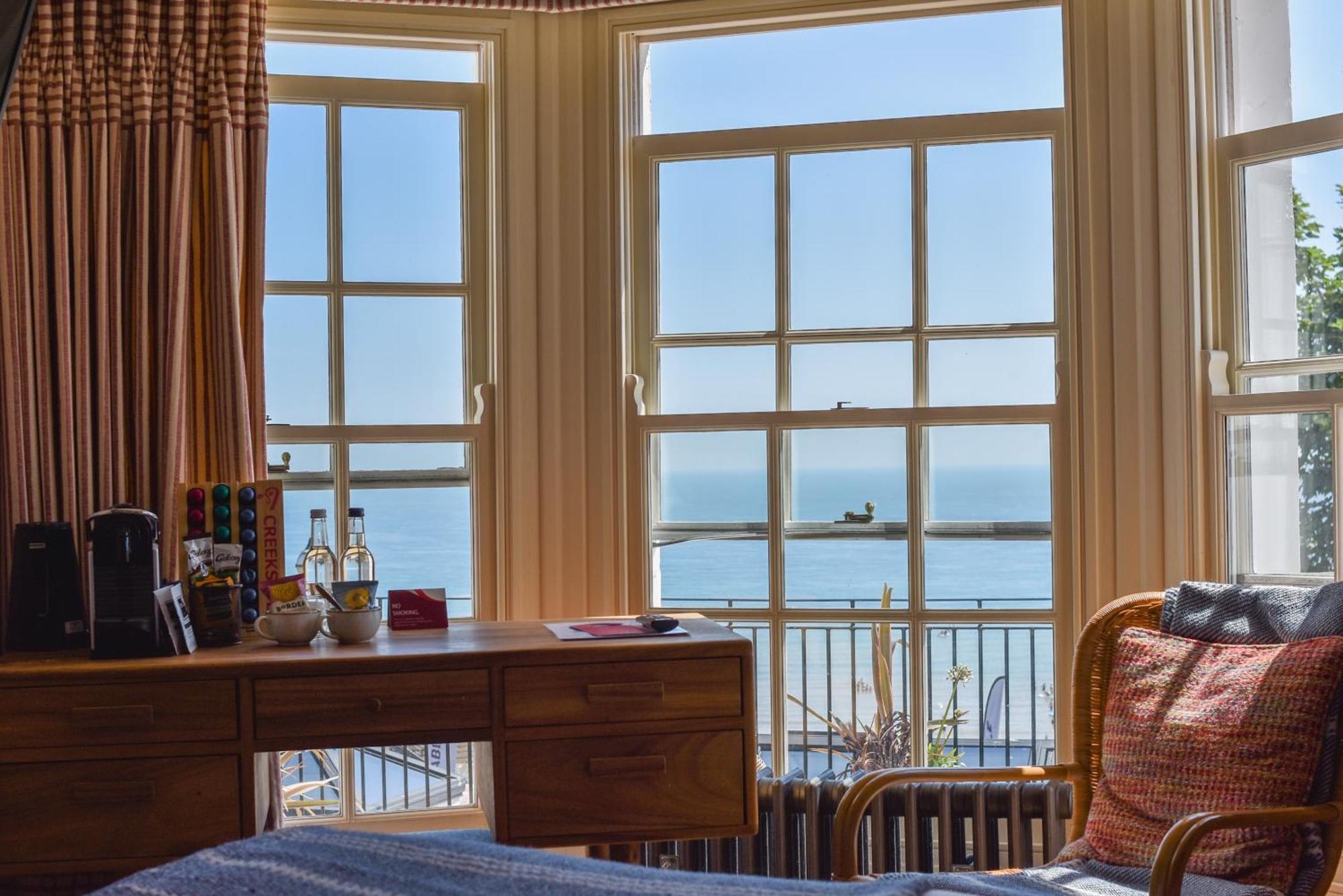 The Royal Albion Hotel Бродстеърс Екстериор снимка