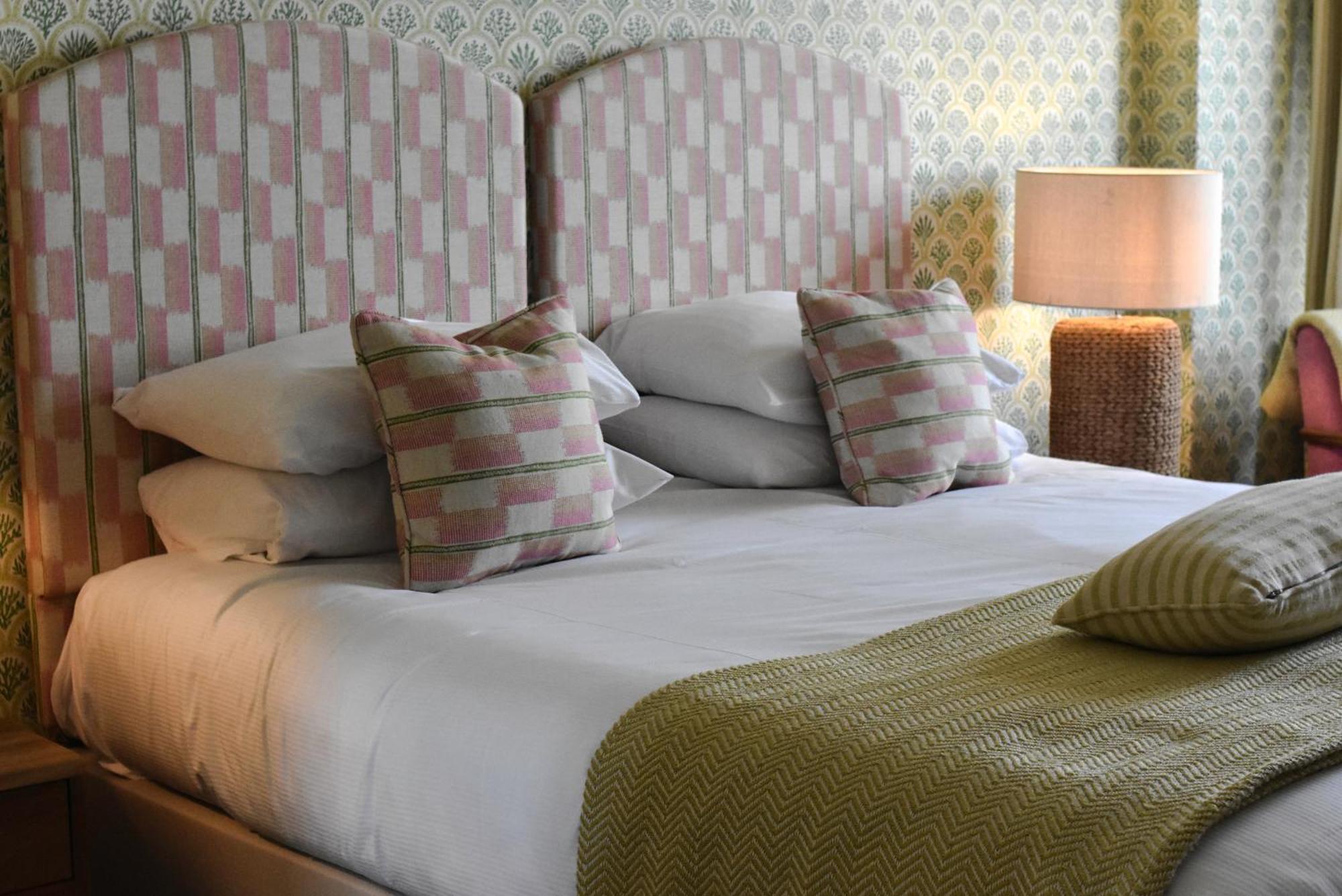 The Royal Albion Hotel Бродстеърс Екстериор снимка